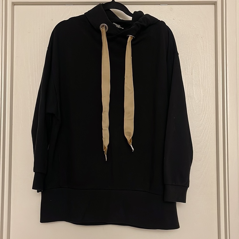 Zara Black Oversized Hoodie Sweatshirt with Yellow Velvet Tie Size M
